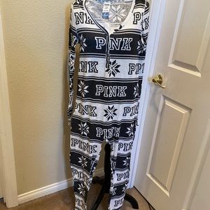 PRE💕 VS Pink Onesie PJ